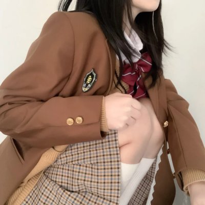 我才不信你是个王子呢