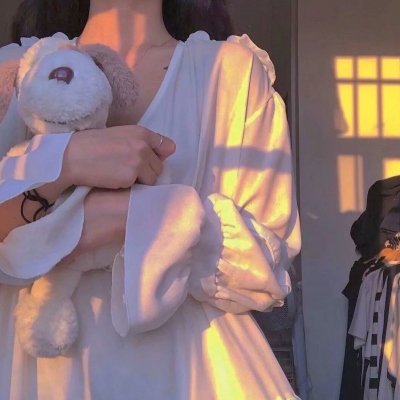 醒醒，老公失忆后把我宠成祖宗了